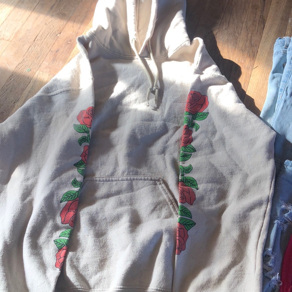 Tan floral sweatshirt